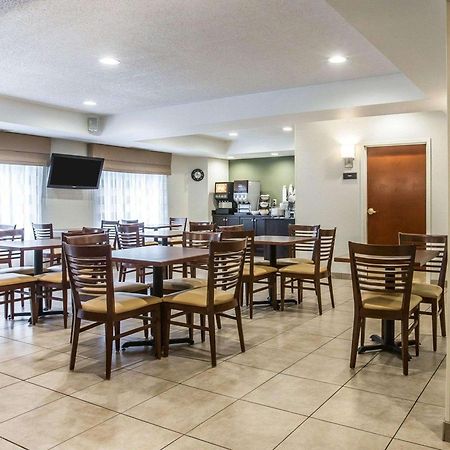 Sleep Inn & Suites Queensbury - Lake George מראה חיצוני תמונה