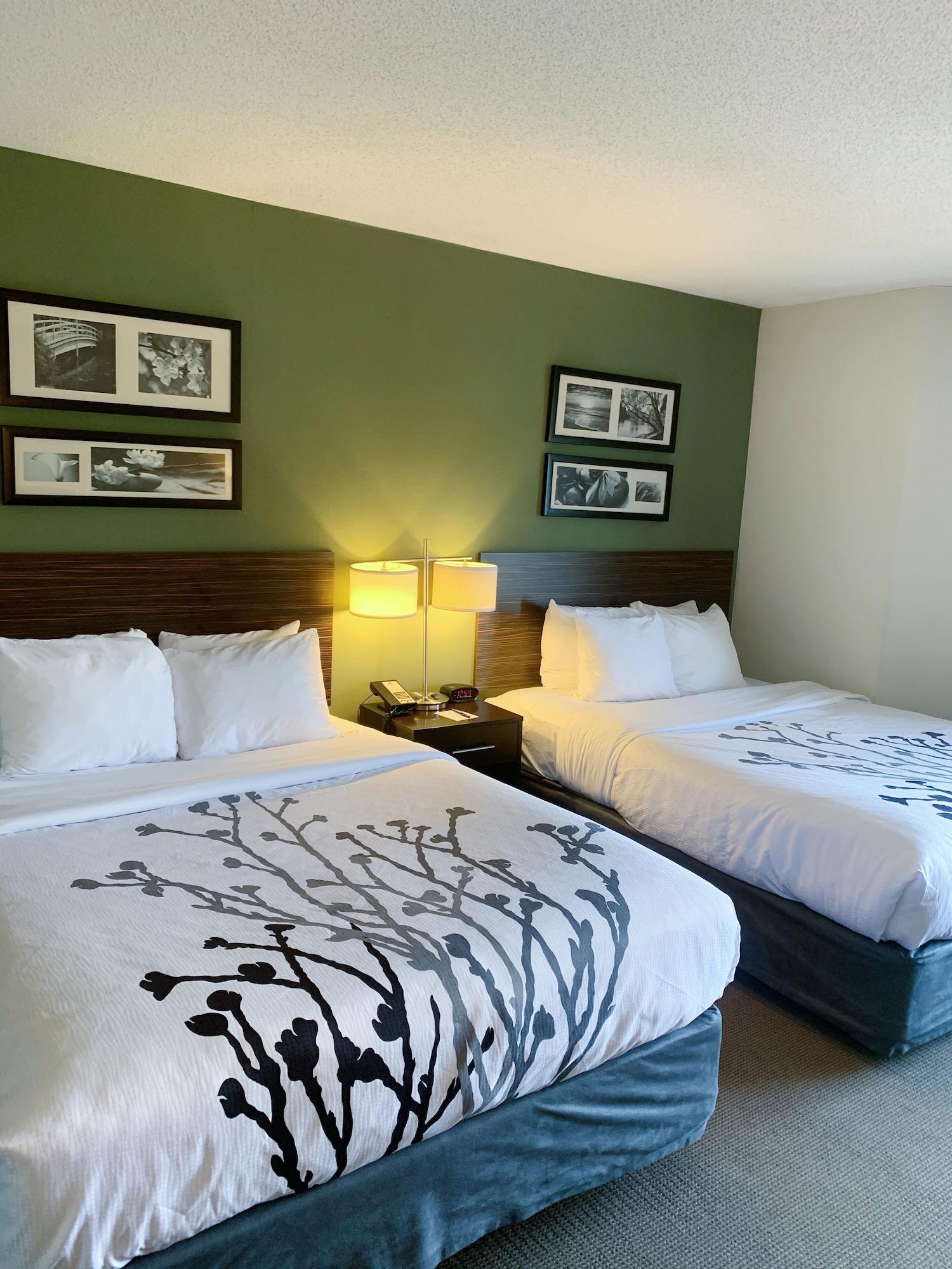 Sleep Inn & Suites Queensbury - Lake George מראה חיצוני תמונה