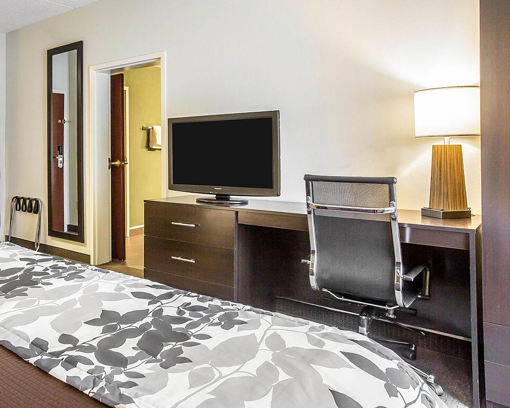 Sleep Inn & Suites Queensbury - Lake George מראה חיצוני תמונה