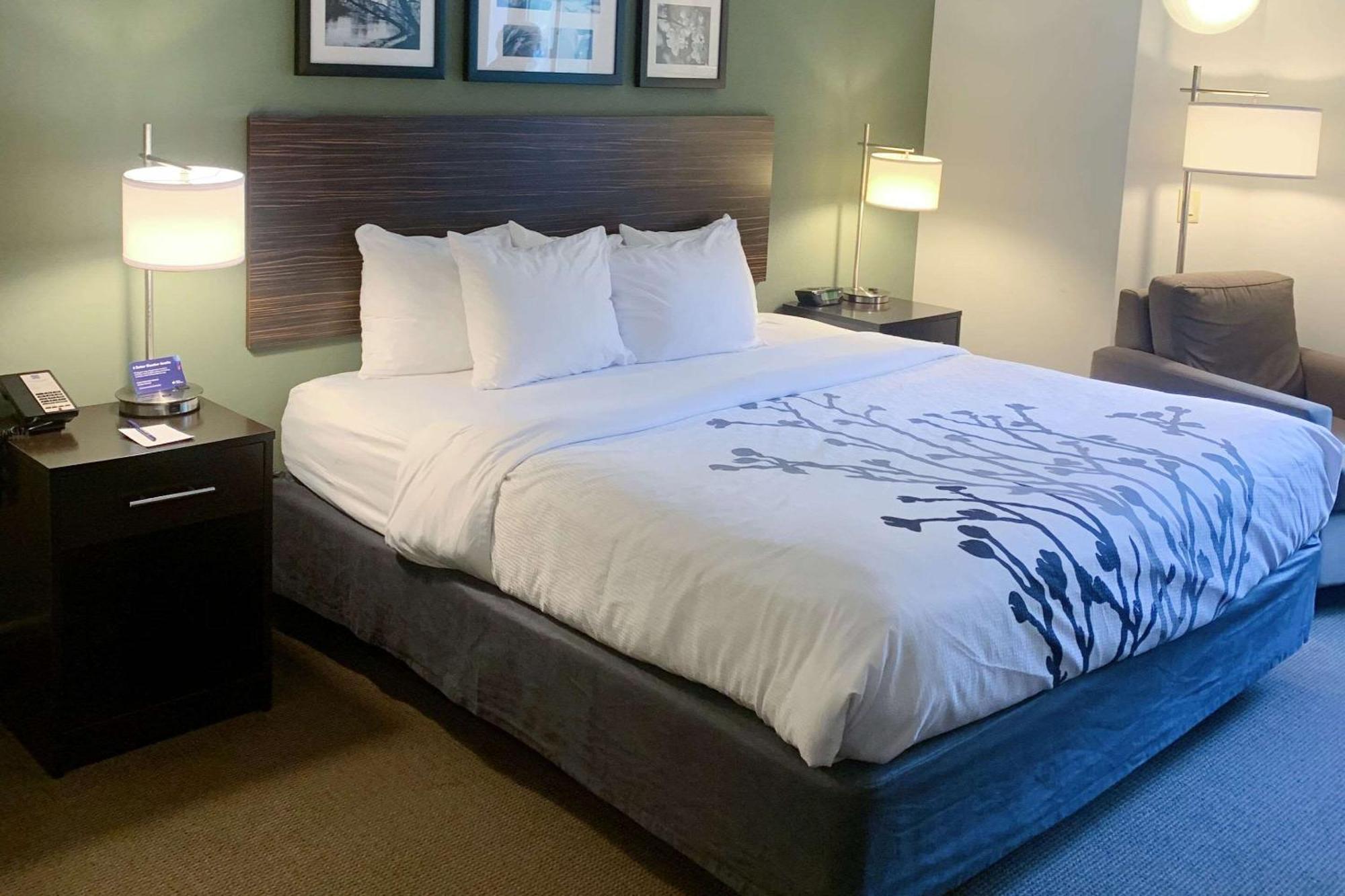 Sleep Inn & Suites Queensbury - Lake George מראה חיצוני תמונה